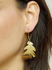 Leaf Drop Earrings - brass
