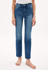 Straight Fit Mid Waist Jeans "Carenaa" - cenote