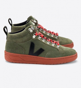 Veja "Roraima Suede" - olive rust