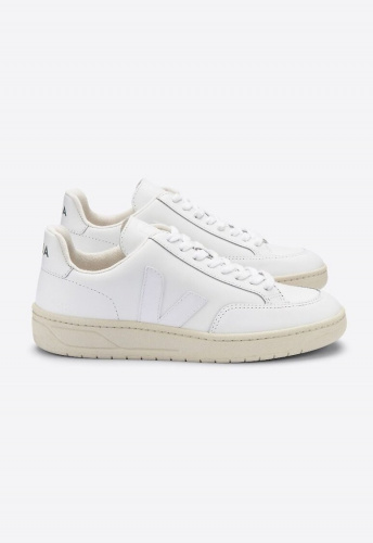 Veja "V-12 Leather" - extra white