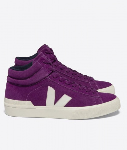 Veja "Minotaur Suede" - magenta pierre