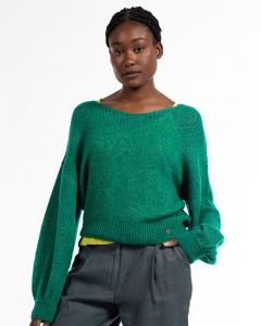 Light Alpaca V-Neck Sweater - smaragd green