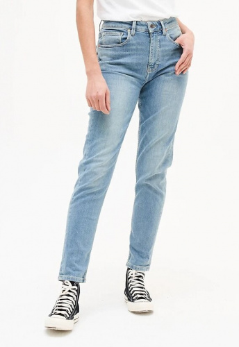 Kuyichi Jeans "Nora Loose Tapered" - faded blue