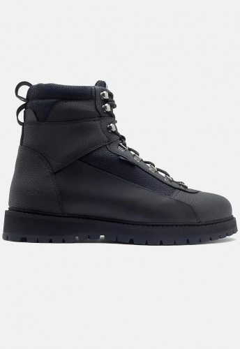 Ekin "Pine" - carbon vegan