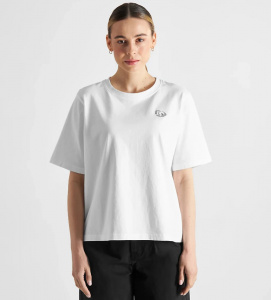 T-Shirt "Vadstena Cat Pose" - white