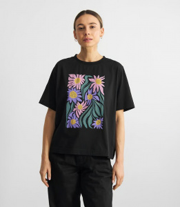T-Shirt "Vadstena Daisy Block" - black