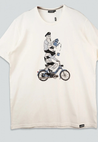 Hitching A Ride T-shirt - starwhite
