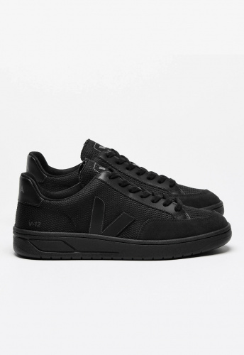 Veja "V-12 B-Mesh" - full black
