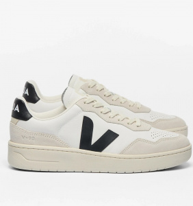Veja "V-90 O.T. Leather"  - white black