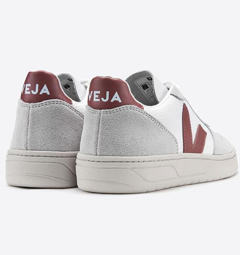 veja v10 dried petal